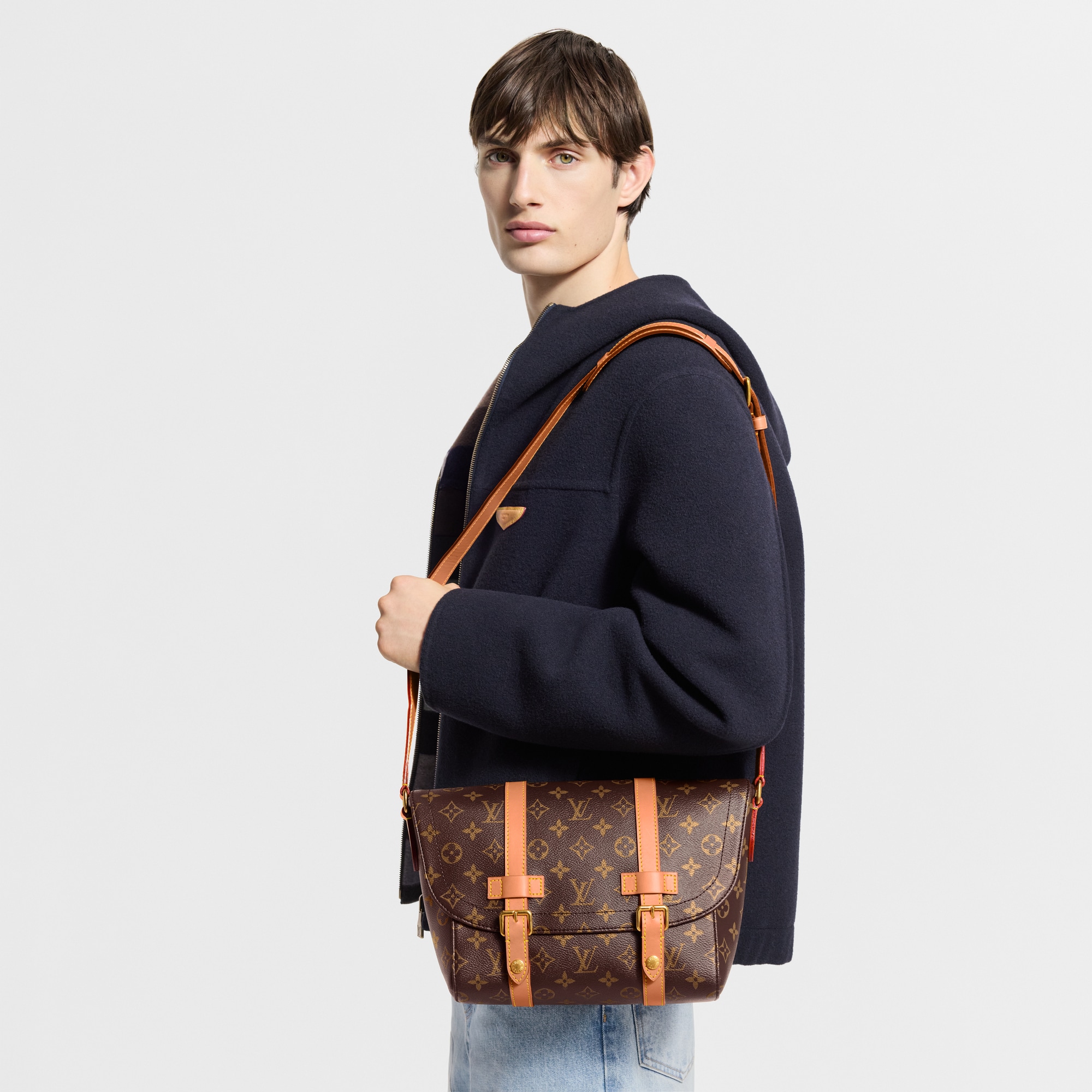 Christopher Messenger Monogram Archive - Men - Bags | LOUIS VUITTON ®